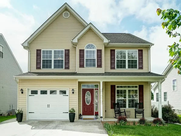 332 Overview St, Waynesboro, VA 22980