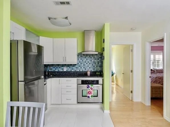 122 Tall Oaks Dr Unit K, Weymouth, MA 02190