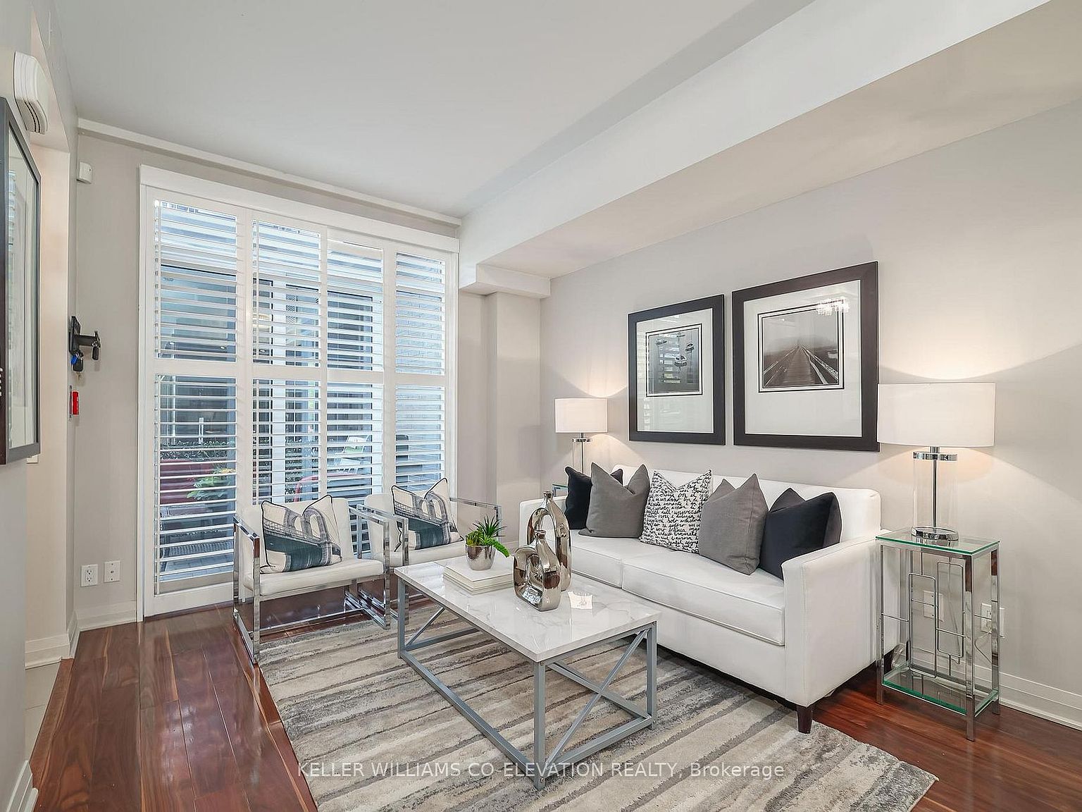 5 Valhalla Inn Rd #TOWNHOUSE, Toronto, ON M9B 0B1 | MLS #W7042868 | Zillow