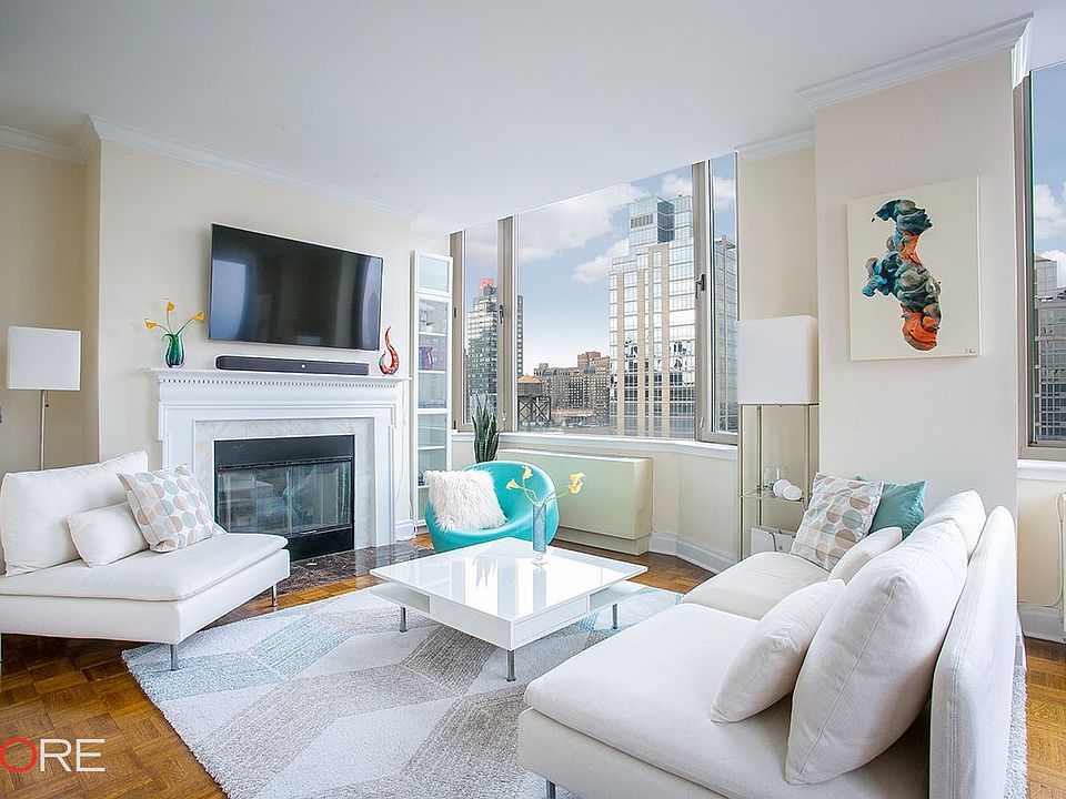 1st image of 400 E 90th St Penthouse C