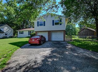 2035 Adderbury Ln #2035, Madison, WI 53711