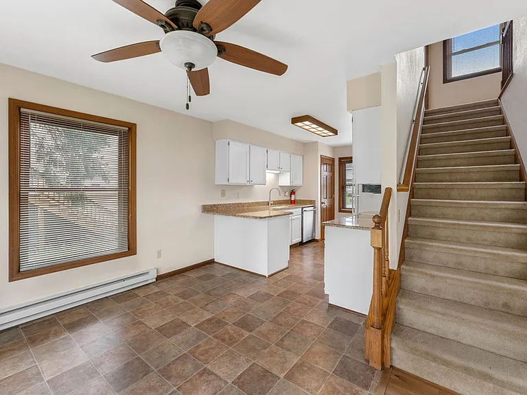 20 E Waukau Ave #1 — Photo 5
