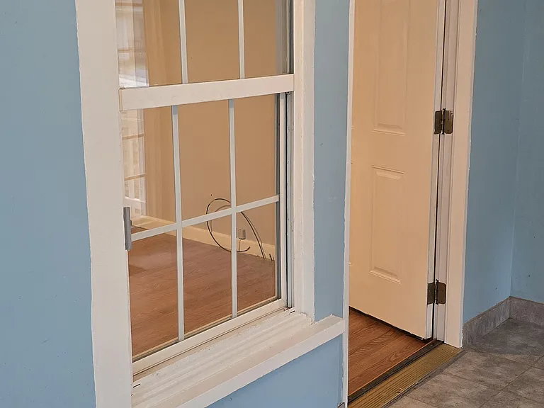 829 Richard Ave — Photo 10