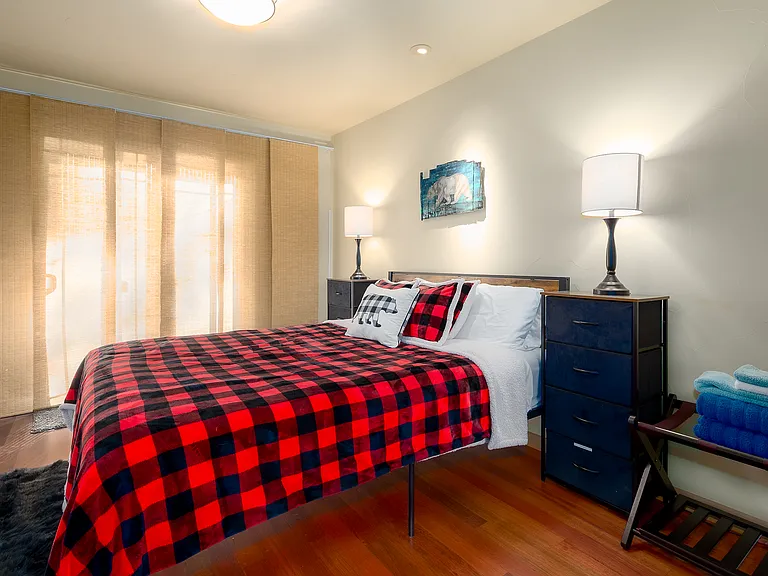 2nd Bedroom
