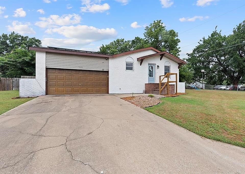 1st image of 2223 Garfield Ave