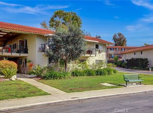 2327 Via Mariposa W APT A, Laguna Woods, CA 92637