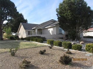 12930 Cedarbrook Ln, Victorville, CA 92395