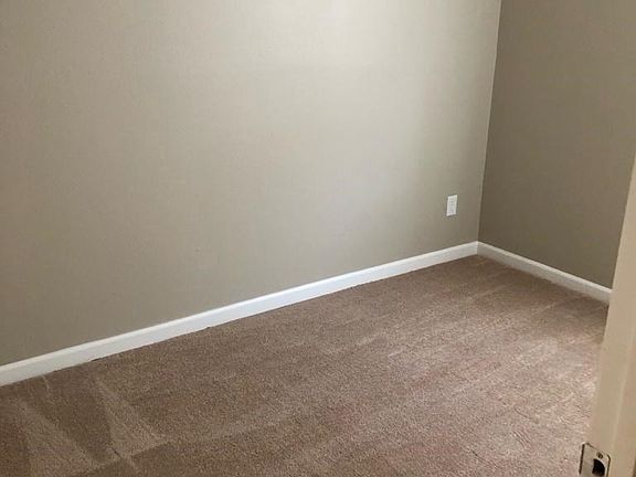 3rd image of 3930 25th Ave Unit 3930