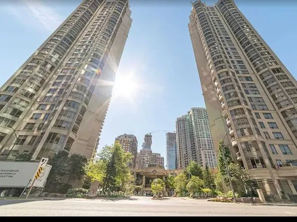 3880 Duke Of York Blvd #3002, Mississauga, ON L5B 4M7