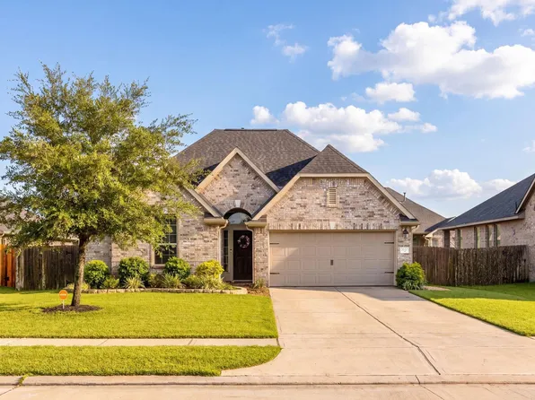 7610 Timberside Dr, Pearland, TX 77581