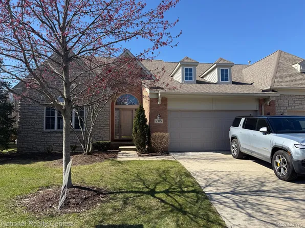 2375 Lexington Cir S, Canton, MI 48188