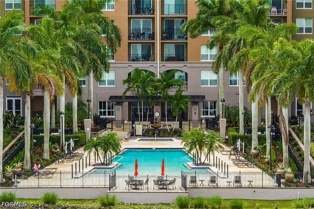 2 bed, 2.5 bath, 1003 sqft, $4,000 — Photo 1