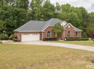 7124 Starchase Ln, Fuquay Varina, NC 27526
