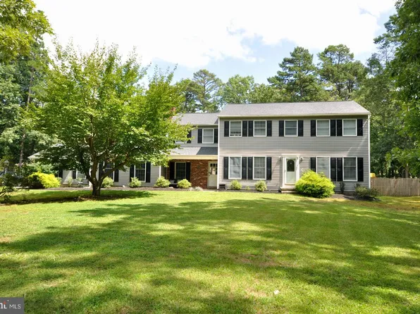 34 Pine Cone Ct, Tabernacle, NJ 08088