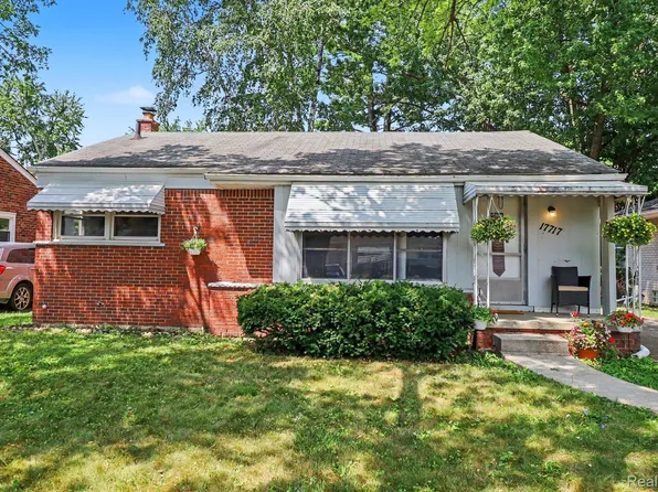 17717 Denby, Redford, MI 48240