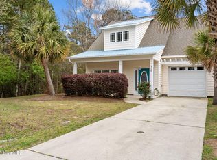 106 Painted Bunting Ct, Hampstead, NC 28443