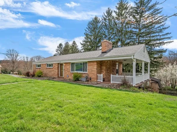 121 Marion Dr, Canonsburg, PA 15317