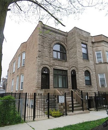 2nd image of 4948 S Forrestville Ave