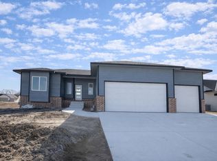 5468 N Toben Dr, Wichita, KS 67226