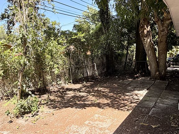 3rd image of 2245 17th Ave S