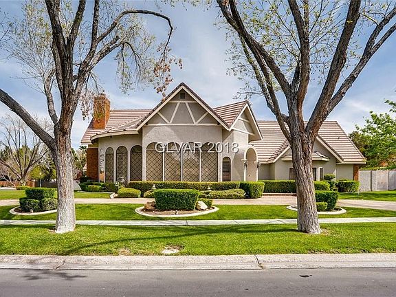 5th image of 51 Quail Hollow Dr