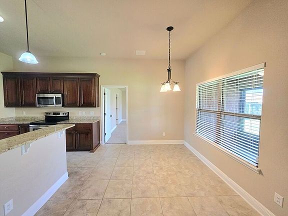 5th image of 6159 Winchester Cir