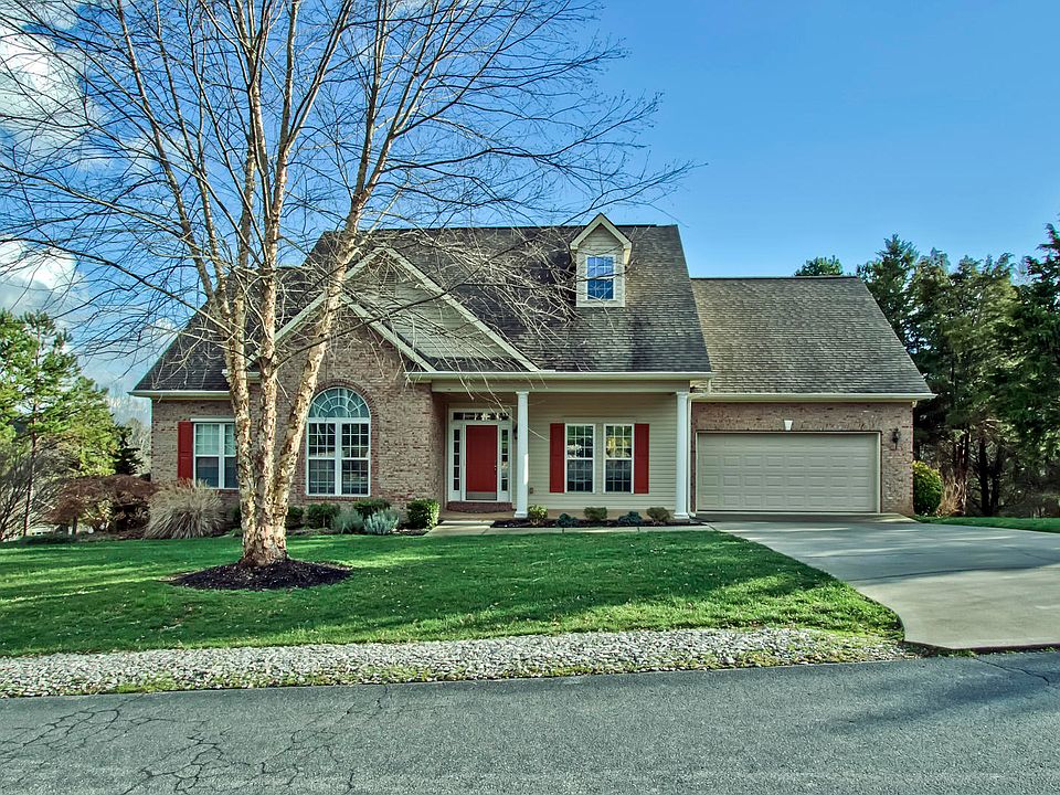 1st image of 209 Coyatee Dr