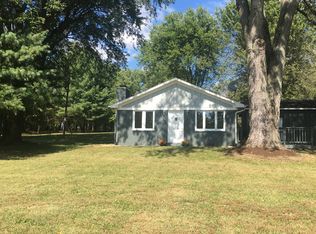 1526 W Bunkerhill Rd, Mooresville, IN 46158