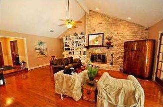 4th image of 10603 Spicewood Pkwy