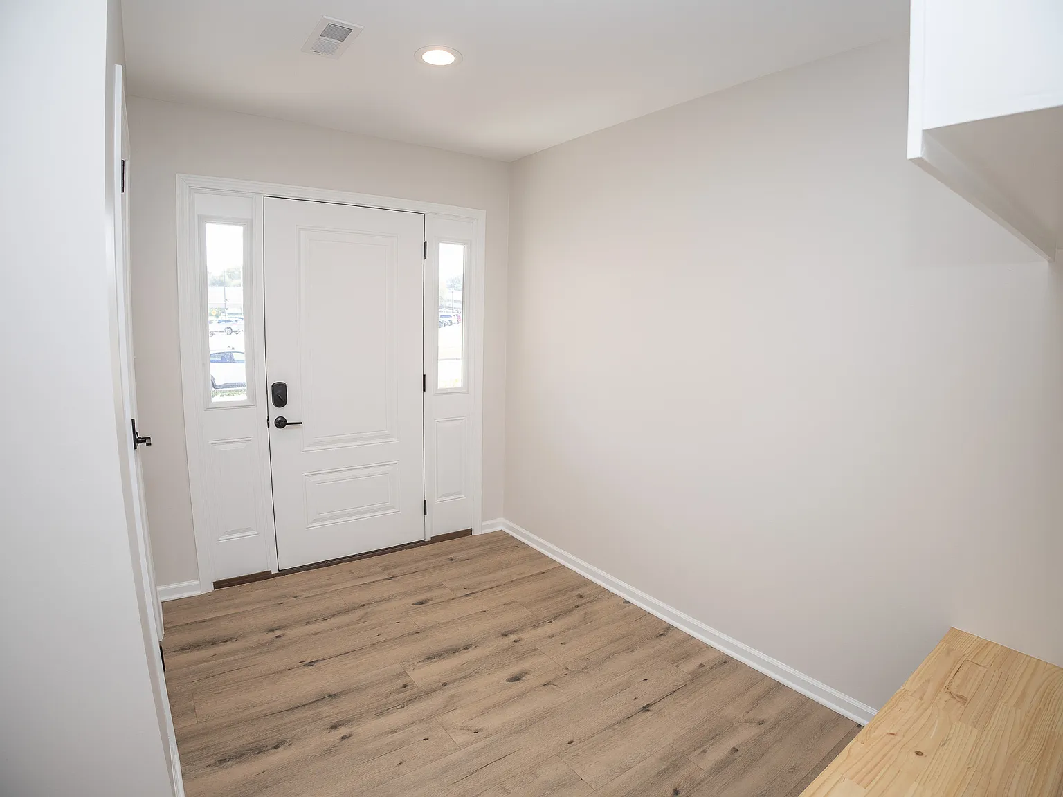 822-824 El Dorado Drive - 824 — Photo 4