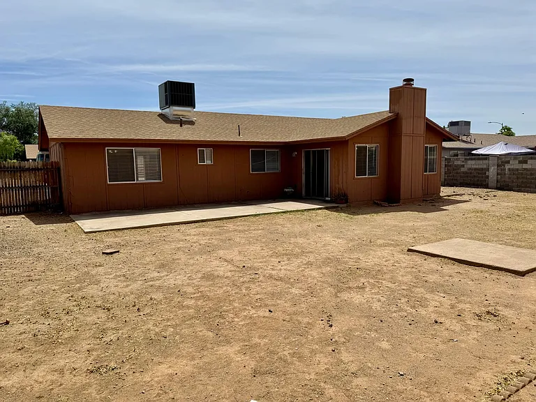 8544 W Lawrence Ln — Photo 25