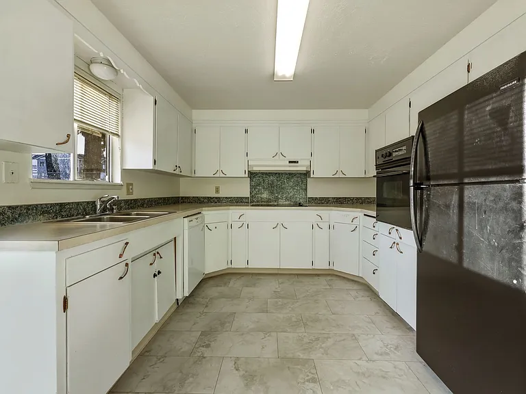 333 Choker St SE #B — Photo 10