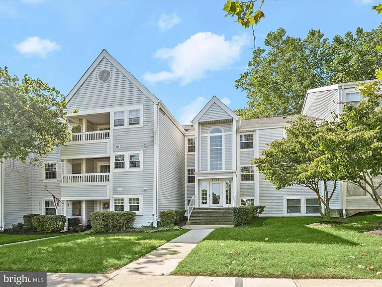 8375 Montgomery Run Rd #F — Photo 5