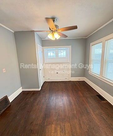 4th image of 4126 Girard Ave N #1
