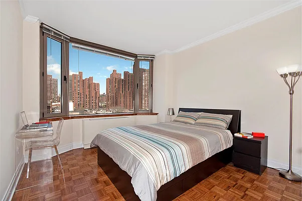 Rented by Douglas Elliman | media 2