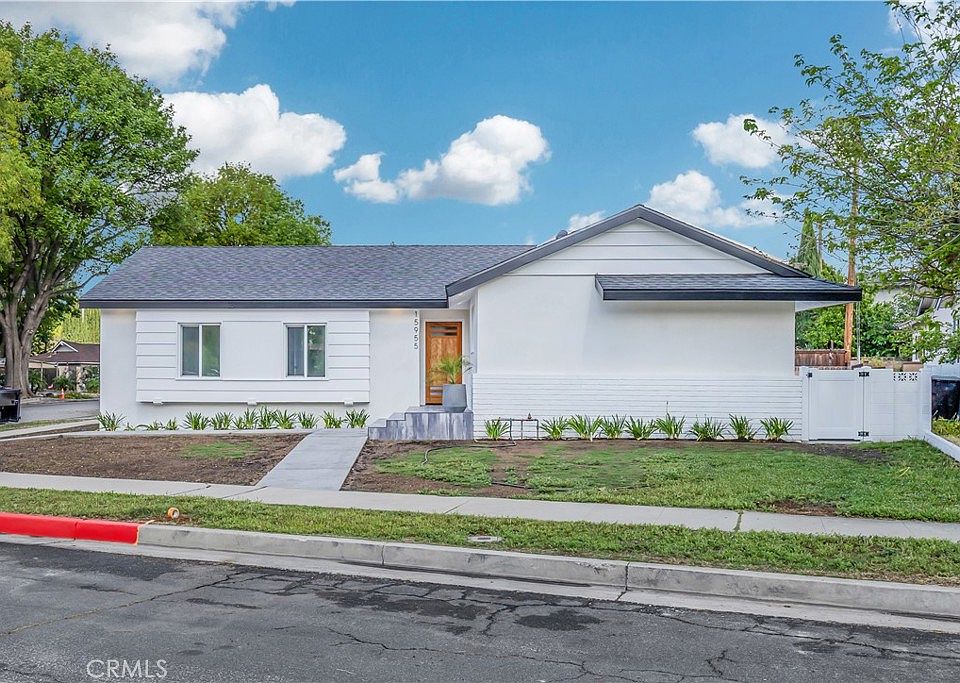 1st image of 15955 Londelius St