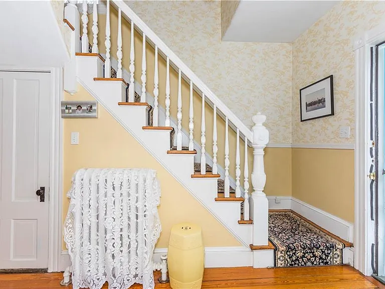 18 Lucas Ave — Photo 3