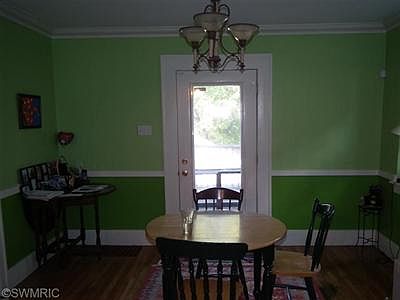 5th image of 1253 Dickinson St SE