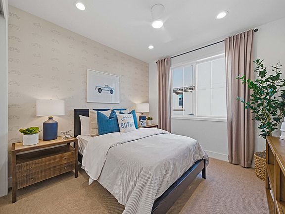 Solera at Arroyo Crossings by Trumark Homes I Residence 4 Model I Bedroom