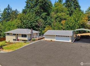 18415 9th Street E, Lake Tapps, WA 98391