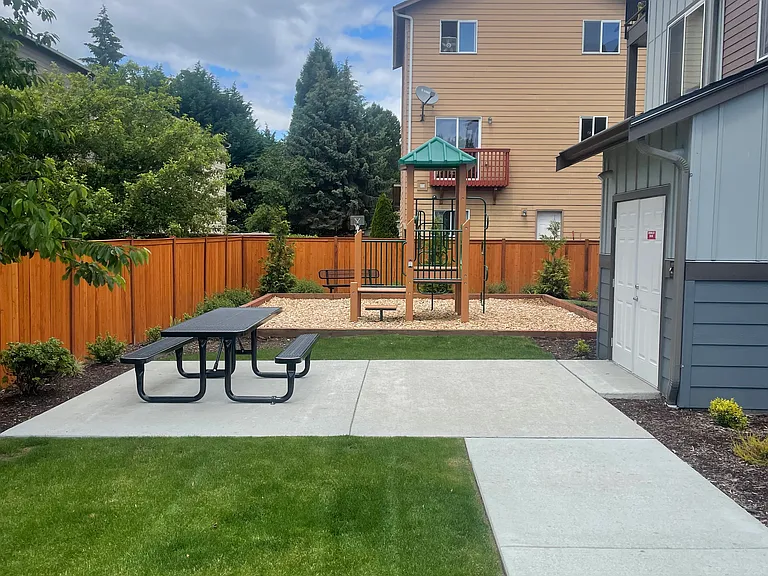 1245 Beach Ave #301 — Photo 11
