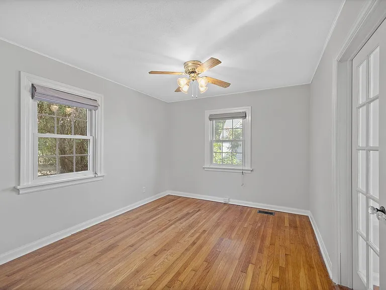 1377 Collinsdale Ave — Photo 15