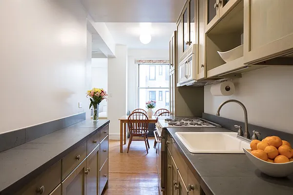 Sold by Prevu Real Estate, LLC | media 17