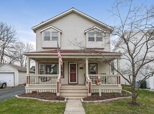 317 Yerkes St, Northville, MI