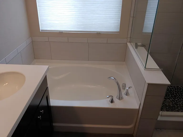 201 W Jamison Ct — Photo 18