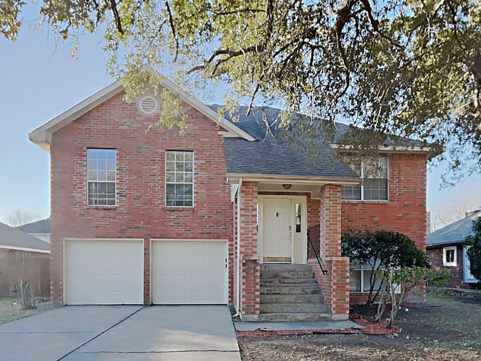 1st image of 2817 Briar Hill Dr