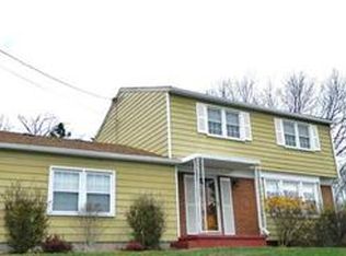 136 Fairlane Dr, Industry, PA 15052
