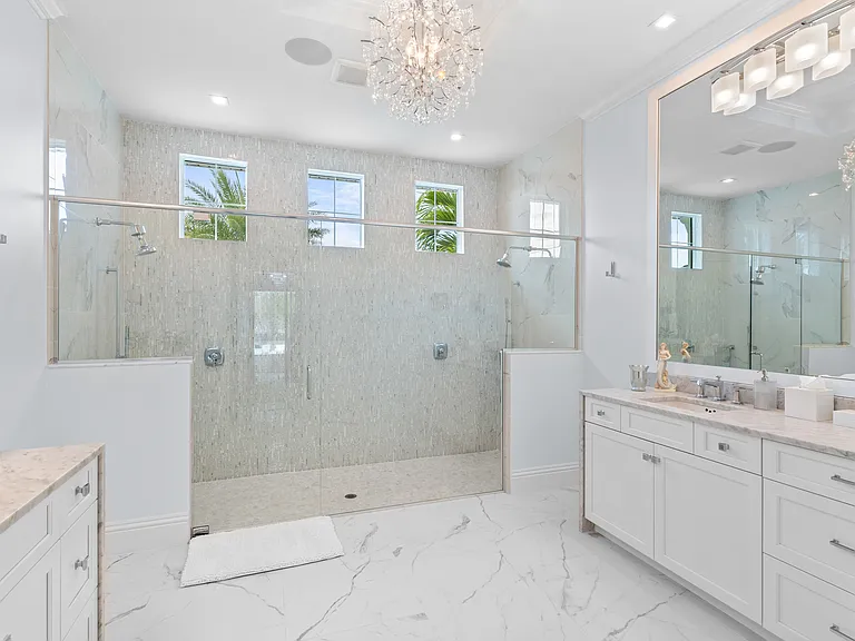 8955 Redonda Dr — Photo 21