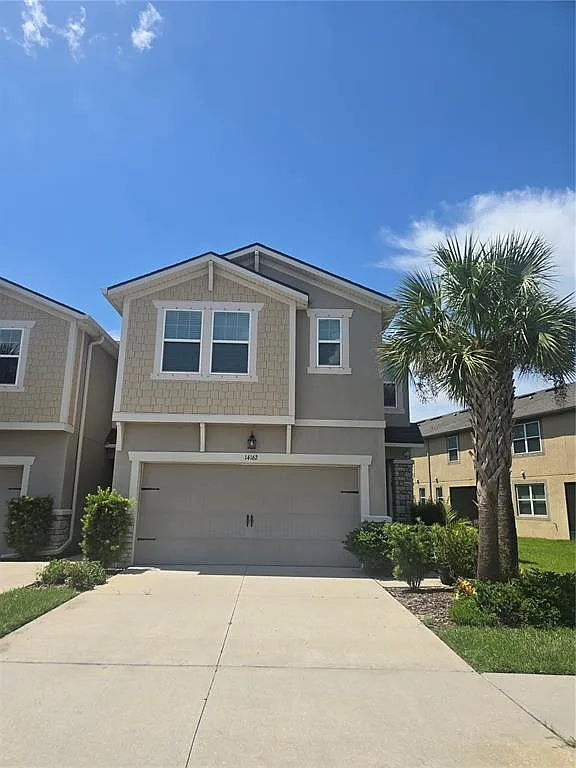 3 bed, 2.5 bath, 1913 sqft, $2,900 — Photo 1