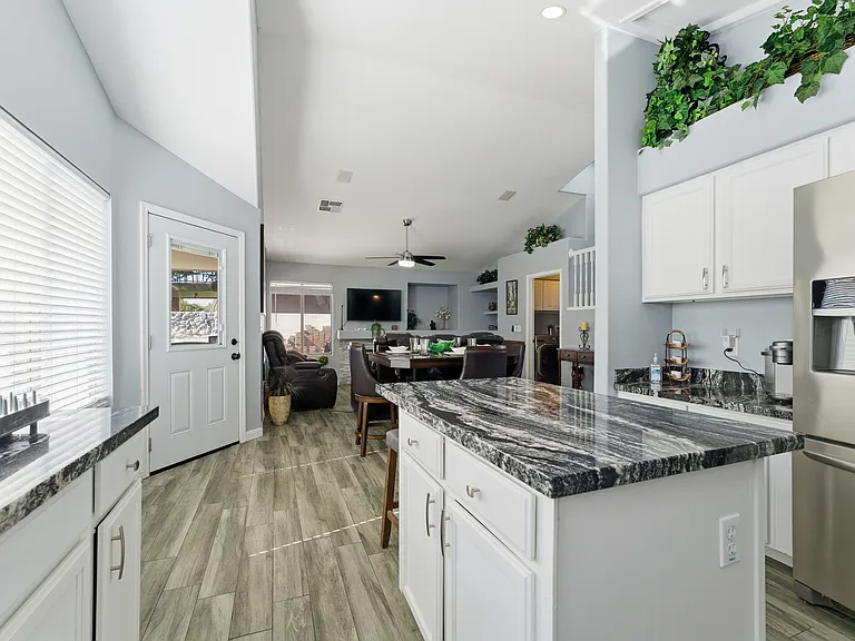 2075 E Arabian Dr — Photo 25